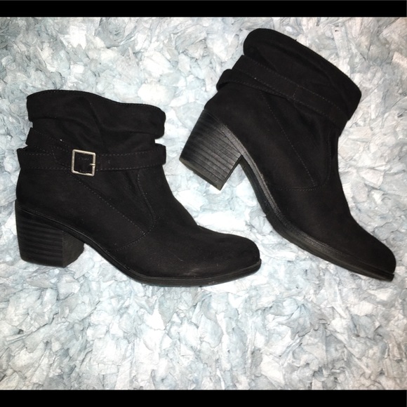 American Eagle Outfitters Shoes - American Eagle Booties